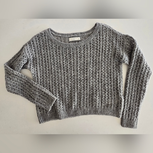 Abercrombie & Fitch Sweaters - Abercrombie & Fitch Sweater